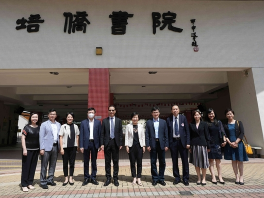 孩子目前是初中,想要高中去香港读书,需要准备什么?
