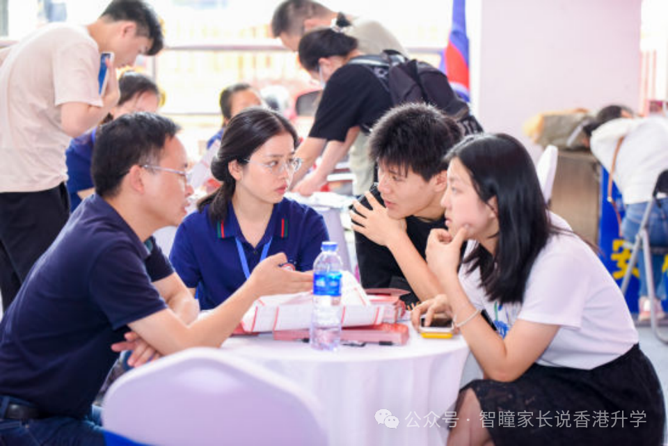 初中才转香港读书,真的晚了?接触上百个家庭后,我想说句真话