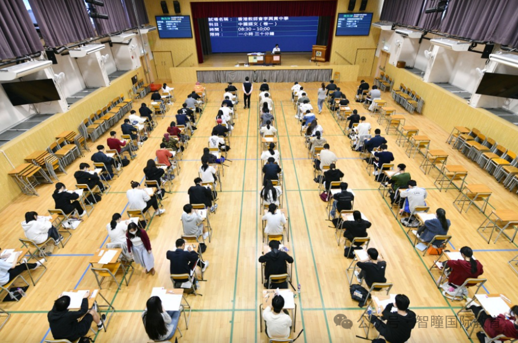 2026香港DSE放榜！24名状元创历届新高，近1.6万人达标，1.2人争1个大学资助学位