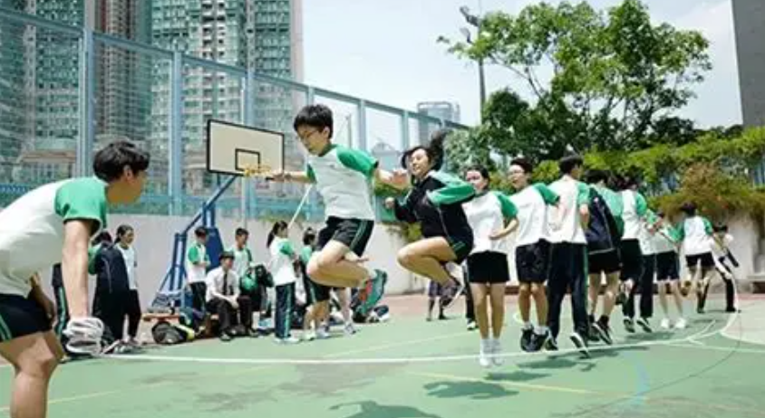 中一插班香港:升中关键年,这5个坑踩一个就耽误三年