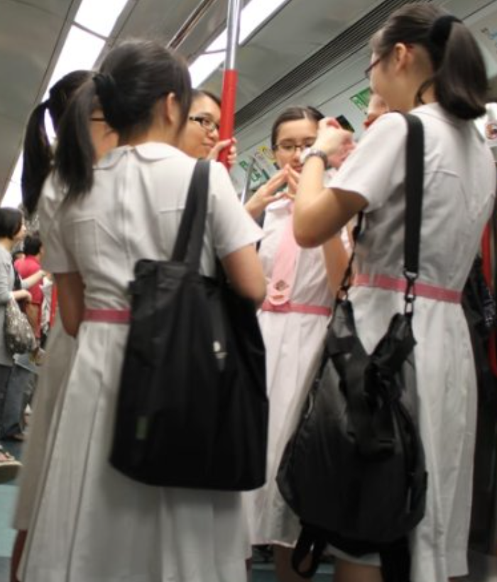 香港插班隐性成本:这些钱很多家长没算到,实际花得更多