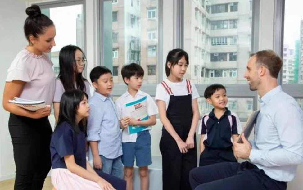 2026年香港升学必懂！派位、插班、叩门三层机制全拆解｜内地家庭零踩坑入学攻略