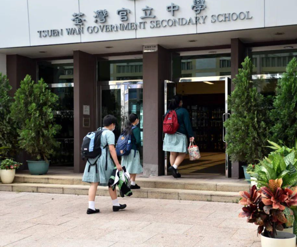 2026 年香港中学插班考情:Band1新增听力、英文数学成标配