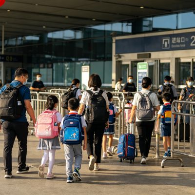 深港跨境上学全攻略:通勤方式、过关技巧、时间管理