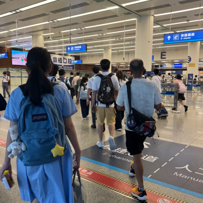 深圳到香港跨境上学,每天通勤是什么体验?真实情况是这样的